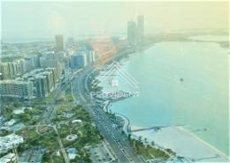 Apartment - 4 bedrooms - 5 bathrooms for rent in Landmark Tower - Corniche Road - Abu Dhabi
