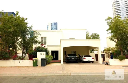 Villa - 3 Bedrooms - 4 Bathrooms for rent in Meadows 1 - Meadows - Dubai