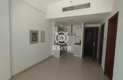 شقة - غرفة نوم - 2 حمامات للايجار في مسكن الامير - قرية الجميرا سركل - دبي