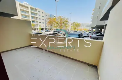 Apartment - 1 Bathroom for sale in Tower 40 - Al Reef Downtown - Al Reef - Abu Dhabi