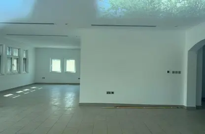 Villa - 3 Bedrooms - 4 Bathrooms for rent in Jumeirah Park - Dubai