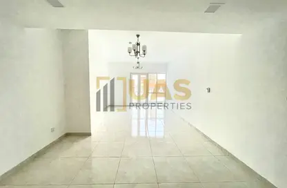 Apartment - 1 Bedroom - 2 Bathrooms for rent in Golden Homes Building - Jumeirah Village Circle - Dubai