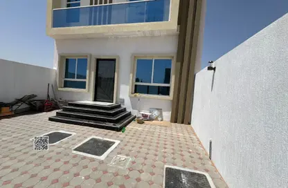 Villa - 3 Bedrooms - 5 Bathrooms for sale in Al Helio 2 - Al Helio - Ajman