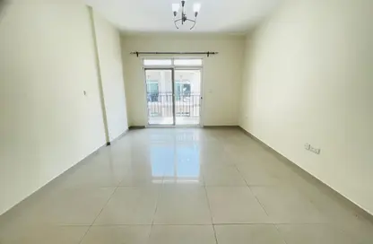 شقة - 1 حمام للايجار في ماي رزدنس - قرية الجميرا سركل - دبي