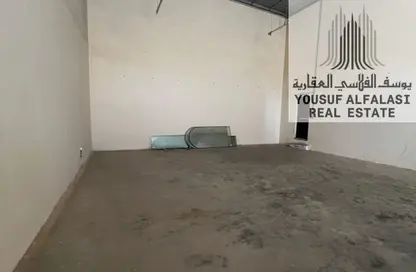 Warehouse - Studio - 1 Bathroom for rent in Umm Al Thuoob - Umm Al Quwain