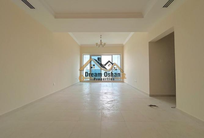 Large 2BHK | Bright Layout | Near Mall and Schools