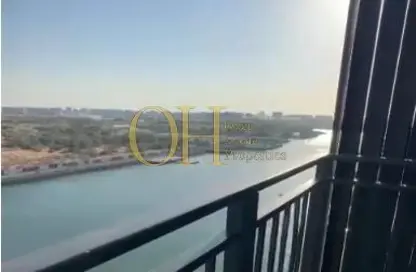 Apartment - 3 Bedrooms - 4 Bathrooms for sale in Waters Edge - Yas Island - Abu Dhabi