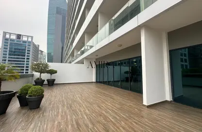 Apartment - Studio - 1 Bathroom for rent in SOL Bay - Business Bay - Dubai