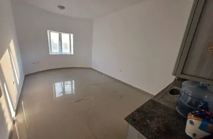 شقة - 1 حمام للايجار في الجرف 2 - الجرف - عجمان وسط المدينة - عجمان