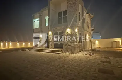 Villa - 5 Bedrooms - 6 Bathrooms for rent in Al Athbah - Wadi Al Amardi - Dubai