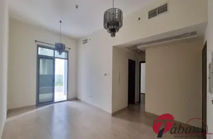 شقة - غرفة نوم - 2 حمامات للايجار في فيروز - الفرجان - دبي