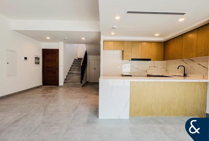 15180180 - Property Image 2
