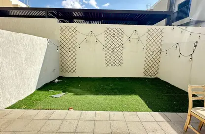 Townhouse - 2 Bedrooms - 4 Bathrooms for rent in Nasma Residence - Al Tai - Sharjah
