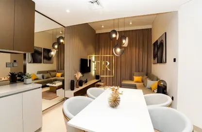 Living / Dining Room image for: Apartment - 1 Bedroom - 1 Bathroom for sale in Regalia By Deyaar - Business Bay - Dubai, Image 1