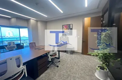 Co-working space - Studio - 1 Bathroom for rent in Corniche Road - Abu Dhabi