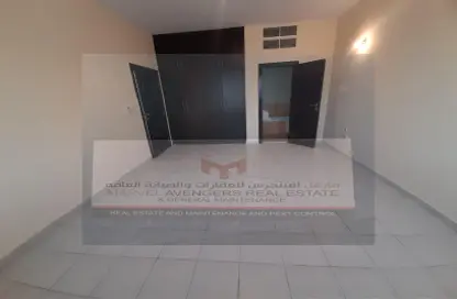 Apartment - 2 Bedrooms - 3 Bathrooms for rent in Shabia - Mussafah - Abu Dhabi