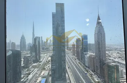 Apartment - 3 Bedrooms - 3 Bathrooms for rent in 21st Century Tower - Sheikh Zayed Road - Dubai