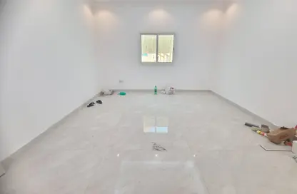 شقة - 2 غرف نوم - 2 حمامات للايجار في مركز محمد بن زايد - مدينة محمد بن زايد - أبوظبي