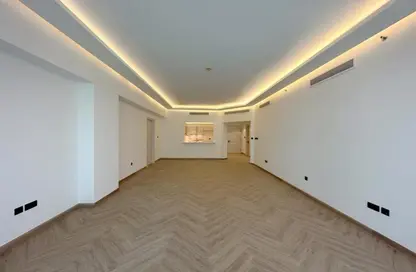 Empty Room image for: Apartment - 2 Bedrooms - 2 Bathrooms for rent in Golden Mile 7 - Golden Mile - Palm Jumeirah - Dubai, Image 1