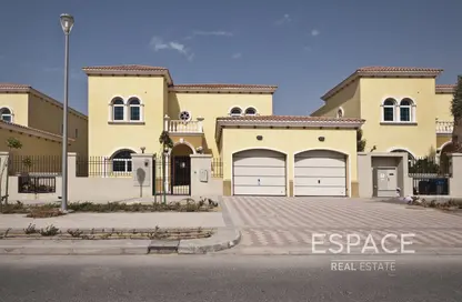 Villa - 4 Bedrooms - 3 Bathrooms for rent in Legacy - Jumeirah Park - Dubai