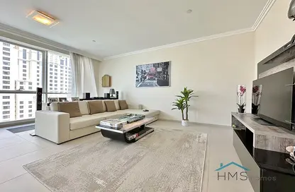 Living Room image for: Apartment - 2 Bedrooms - 2 Bathrooms for sale in Al Bateen Residences - Jumeirah Beach Residence - Dubai, Image 1