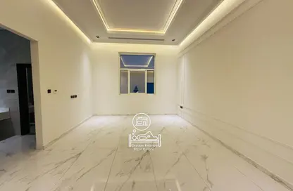 Apartment - 1 Bedroom - 1 Bathroom for rent in Baniyas - Abu Dhabi
