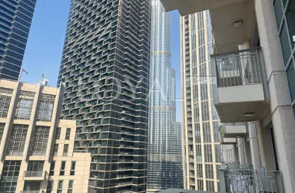 Apartment - 1 Bedroom - 2 Bathrooms for sale in Standpoint Tower 1 - Standpoint Towers - Downtown Dubai - Dubai