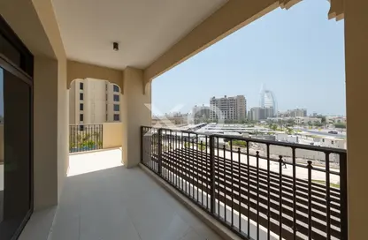 Apartment - 3 Bedrooms - 4 Bathrooms for rent in Jadeel 3 - Madinat Jumeirah Living - Umm Suqeim - Dubai