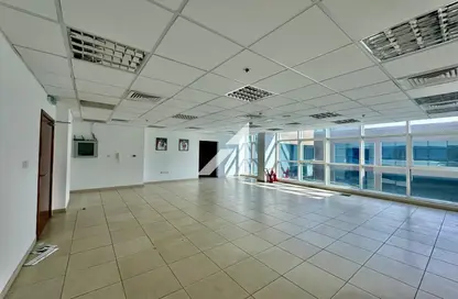 Office Space - Studio - 1 Bathroom for rent in Hamsah A - Al Karama - Dubai