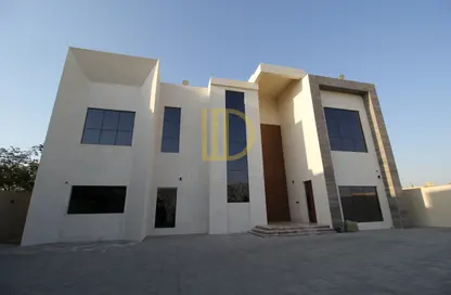 Villa - 5 Bedrooms for rent in Nad Al Sheba 2 - Nad Al Sheba - Dubai