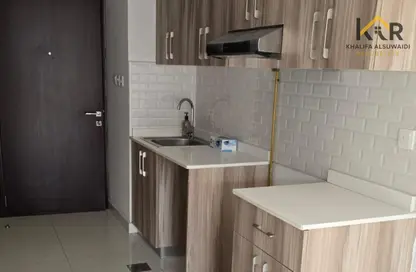 Apartment - Studio - 1 Bathroom for rent in Hera Tower - Dubai Sports City - Dubai