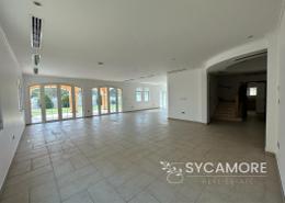 Villa - 5 bedrooms - 6 bathrooms for rent in Legacy - Jumeirah Park - Dubai