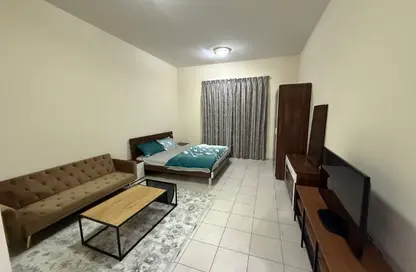 Apartment - Studio - 1 Bathroom for rent in Building 38 to Building 107 - Mediterranean Cluster - Discovery Gardens - Dubai
