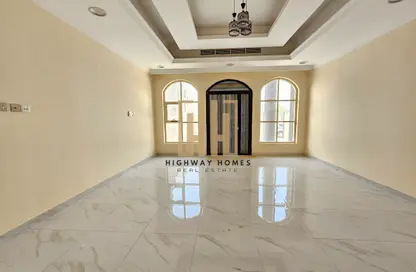 Villa - 4 Bedrooms - 5 Bathrooms for rent in Hoshi 1 - Hoshi - Al Badie - Sharjah