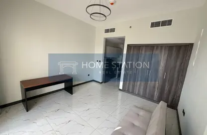 Apartment - Studio - 1 Bathroom for rent in Rukan Tower B - Rukan Tower - Dubai Land - Dubai