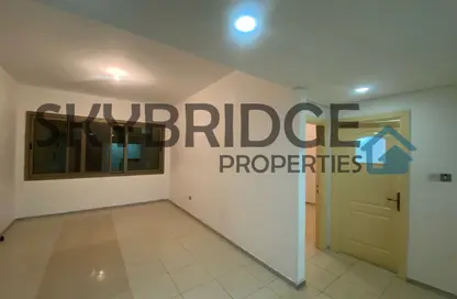 Apartment - 1 Bedroom - 1 Bathroom for rent in Tourist Club Area - Abu Dhabi