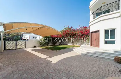 Villa - 5 Bedrooms - 4 Bathrooms for rent in Umm Suqeim 2 Villas - Umm Suqeim 2 - Umm Suqeim - Dubai