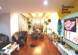صورةغرفة المعيشة / غرفة الطعام لـ: شقة - 2 غرف نوم - 3 حمامات للبيع في القوز 4 - القوز - دبي, صورة 1