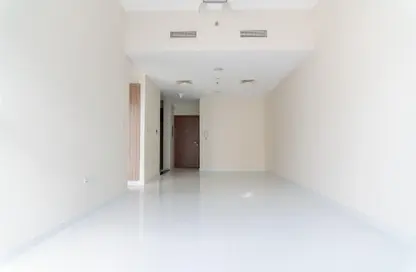 Apartment - 1 Bedroom - 2 Bathrooms for rent in Central Towers A - Arjan - Dubai