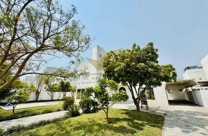 Villa - 4 Bedrooms - 5 Bathrooms for rent in Al Garhoud Villas - Al Garhoud - Dubai