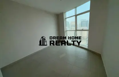 Apartment - 2 Bedrooms - 3 Bathrooms for rent in Al Taawun - Sharjah