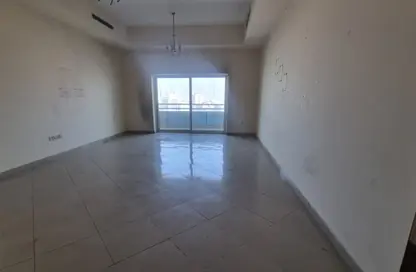 Apartment - 3 Bedrooms - 5 Bathrooms for rent in Al Majaz 1 - Al Majaz - Sharjah