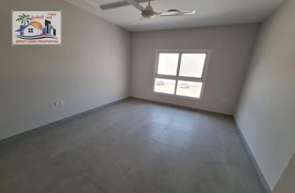 Apartment - 2 Bedrooms - 2 Bathrooms for rent in Fire Station Road - Muwaileh - Sharjah