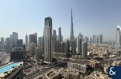 Apartment - 3 Bedrooms - 4 Bathrooms for sale in Imperial Avenue - Downtown Dubai - Dubai