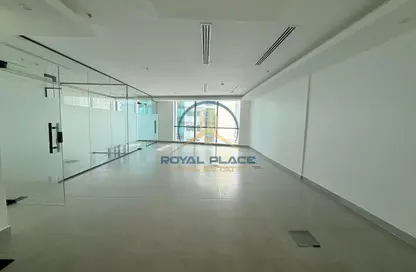 Office Space - Studio - 1 Bathroom for rent in The Regal Tower - Business Bay - Dubai