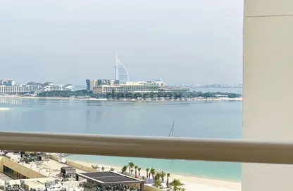 Apartment - 1 Bedroom - 2 Bathrooms for rent in Al Das - Shoreline Apartments - Palm Jumeirah - Dubai