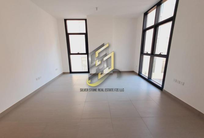 15231300 - Property Image 2