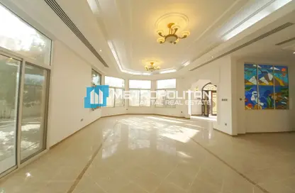 Villa - 5 Bedrooms - 6 Bathrooms for rent in Al Bateen Villas - Al Bateen - Abu Dhabi
