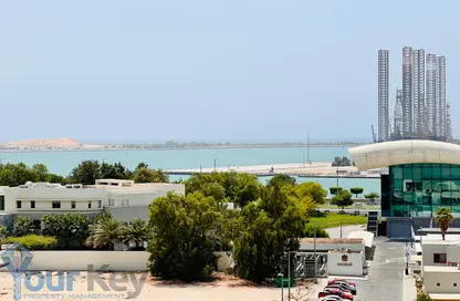 Apartment - 3 Bedrooms - 4 Bathrooms for rent in Al Aryam Tower - Tourist Club Area - Abu Dhabi