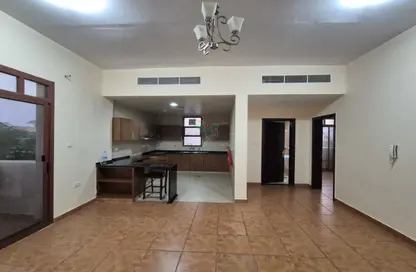 Apartment - 1 Bedroom - 2 Bathrooms for rent in Al Dafeinah - Asharej - Al Ain